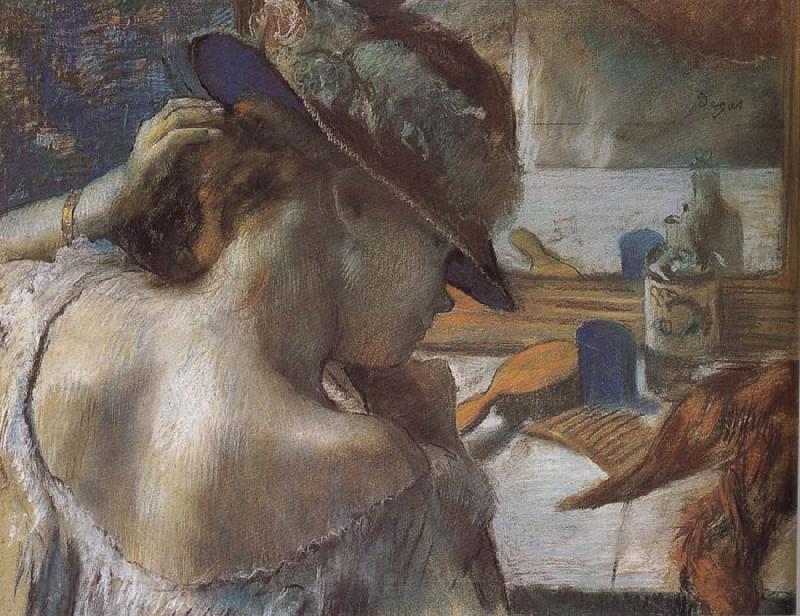 Edgar Degas In the front of mirror